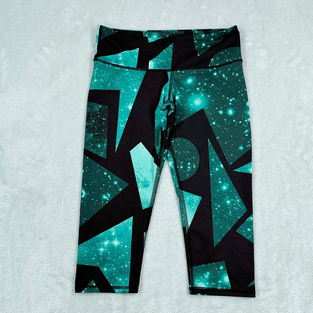 Alo Yoga Airbrush‎ Capri Leggings Women XS Green Island Space Galaxy Workout Gym